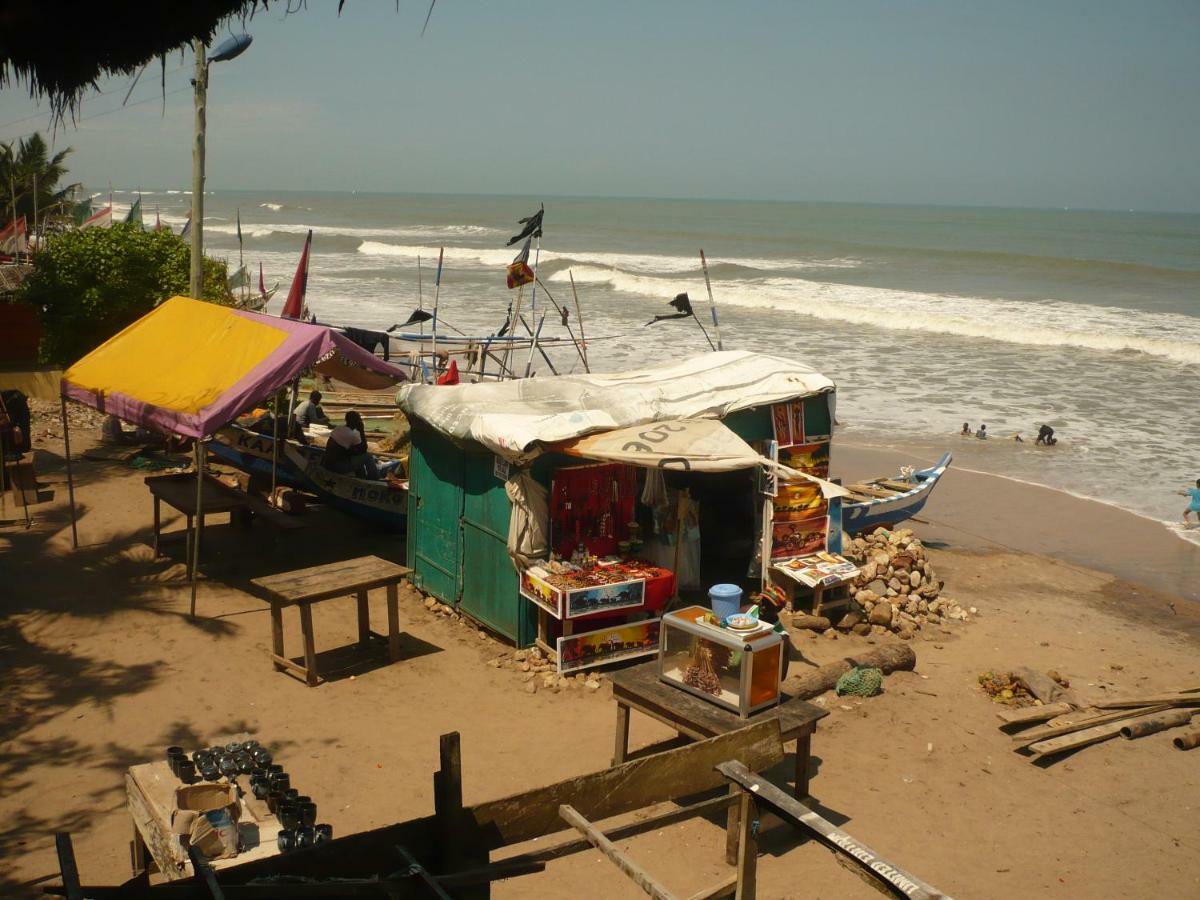 Big Milly'S Backyard Hotel Kokrobite Exterior photo